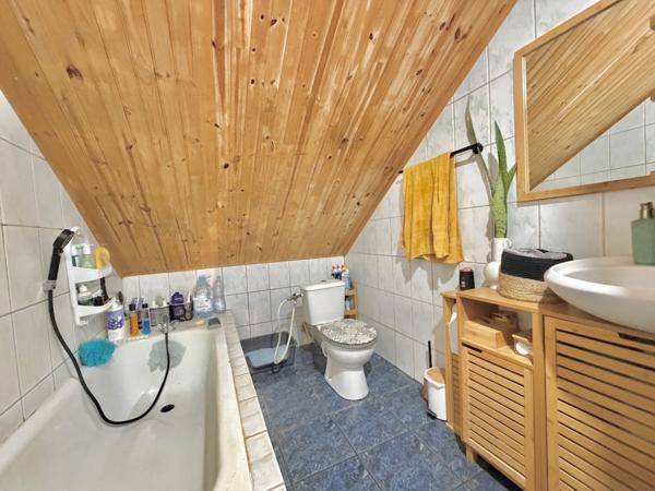 Maison T3 à vendre – La Rivière Saint-Louis (97421) – Duplex avec varangue – Idéal premier achat ou investissement