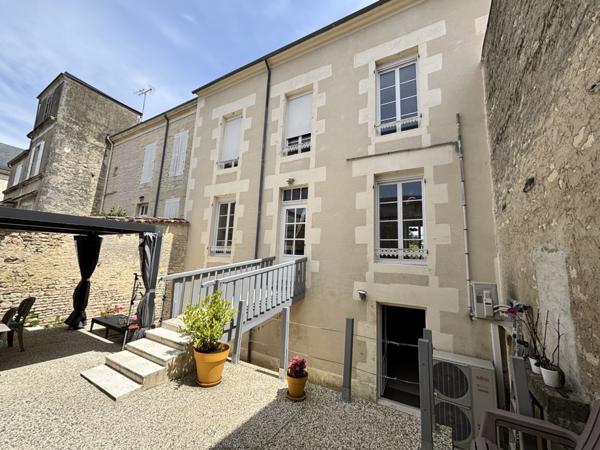 Maison  5 pièce(s)  4 chambre(s)  173 m²