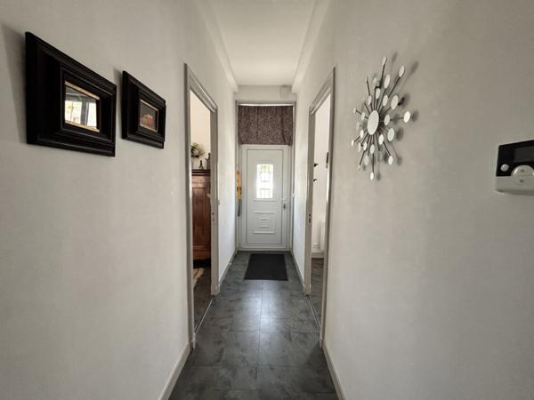 Maison  5 pièce(s)  4 chambre(s)  173 m²