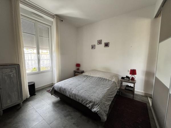 Maison  5 pièce(s)  4 chambre(s)  173 m²