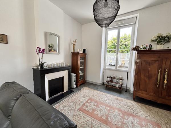 Maison  5 pièce(s)  4 chambre(s)  173 m²