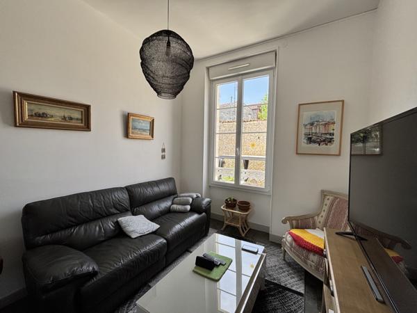 Maison  5 pièce(s)  4 chambre(s)  173 m²