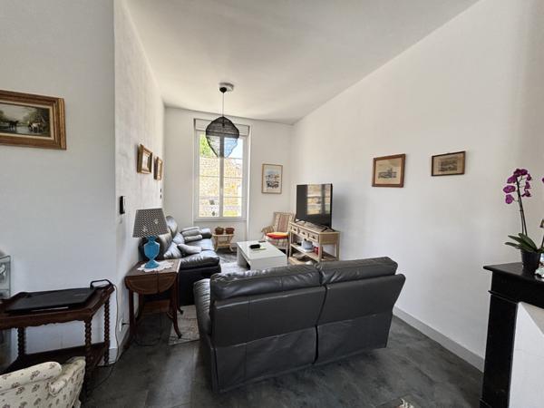 Maison  5 pièce(s)  4 chambre(s)  173 m²