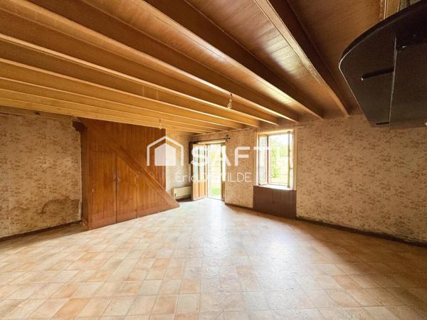 Maison à rénover, terrain rare de 4,4 ha