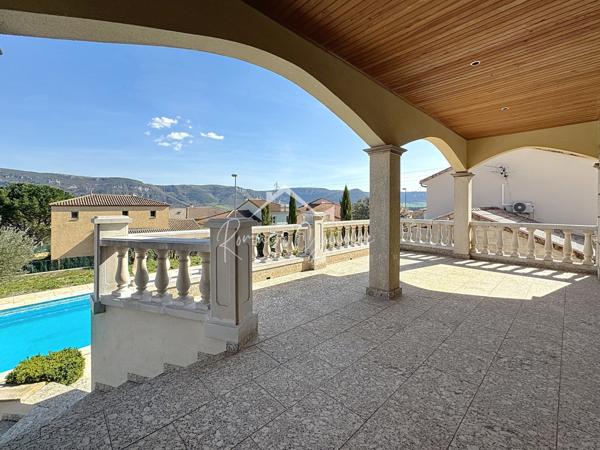 Millau (12100) VILLA T7 DE 161 M² AVEC PISICINE SUR SON TERRAIN DE 618 M²