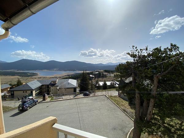 À découvrir rapidement ! Appartement T2 avec mezzanine, balcon vue lac et montagnes, 25,63m²