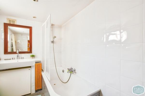Colombes - Rue de Bellevue - Maison d’architecte de 133m² avec jardin