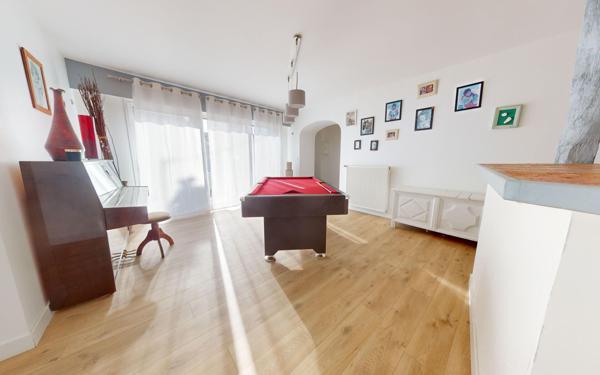 Maison à vendre    6 pièces •  Vallet