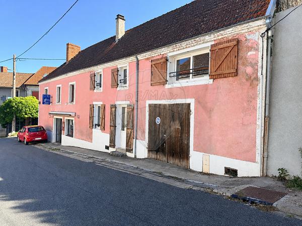 Immeuble 1 chambre(s) à vendre - Arfeuilles, Allier - 03