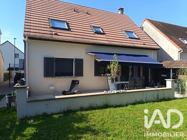 Maison à vendre 5 pièces 101 m² Savigny-le-Temple