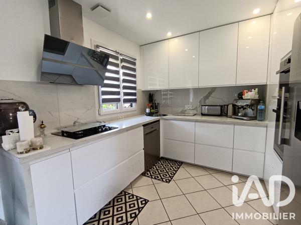 Maison à vendre 5 pièces 101 m² Savigny-le-Temple
