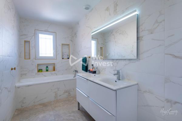 Villa contemporaine d'exception avec piscine à Istres
