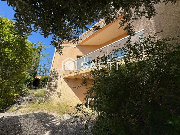 Maison 7 pièces jardin piscine cave garage