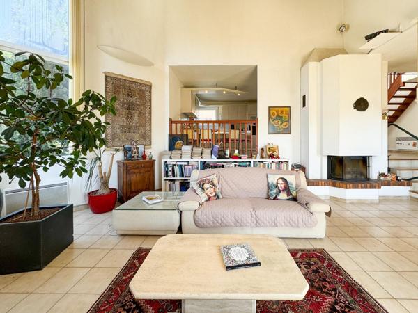 Maison 7 pièces jardin piscine cave garage