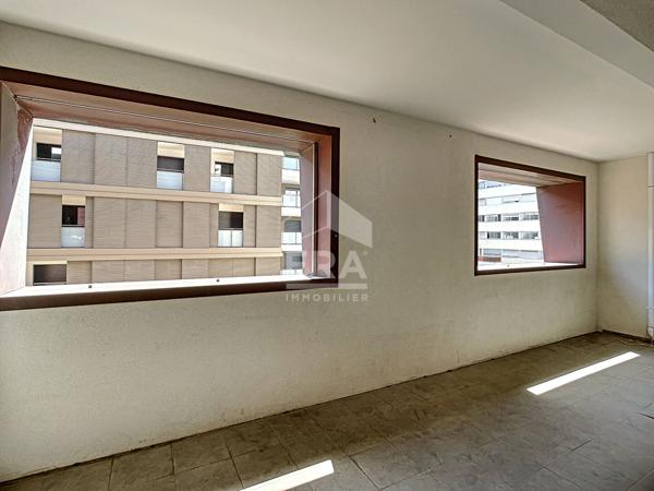 Appartement Marseille 3 pièce(s) plus terrasse