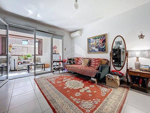 Appartement Marseille 3 pièce(s) plus terrasse