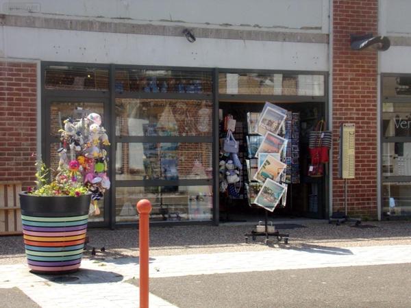 Fonds et/ou murs commerciaux à vendre à Le Tréport en Seine-Maritime (76470), ref : VF051-76041