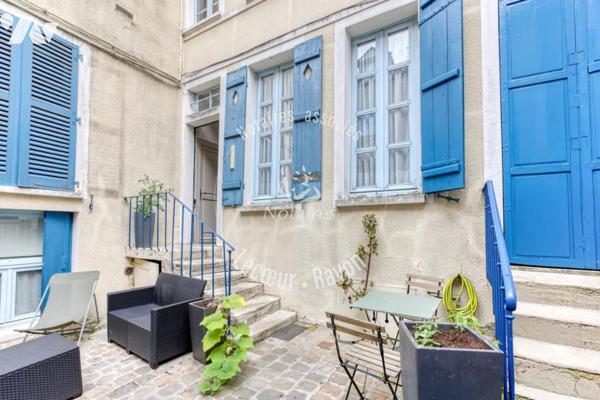 Saint-Germain-en Laye, coeur de ville, duplex rénové par un architecte