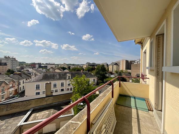 Appartement lumineux 3 pièces 76 m² avec balcon et 2 chambres ? Quartier Chasse Royale - Hôpital