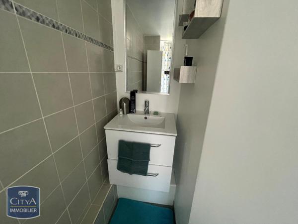 Appartement à louer 2 pièces 60.55m²