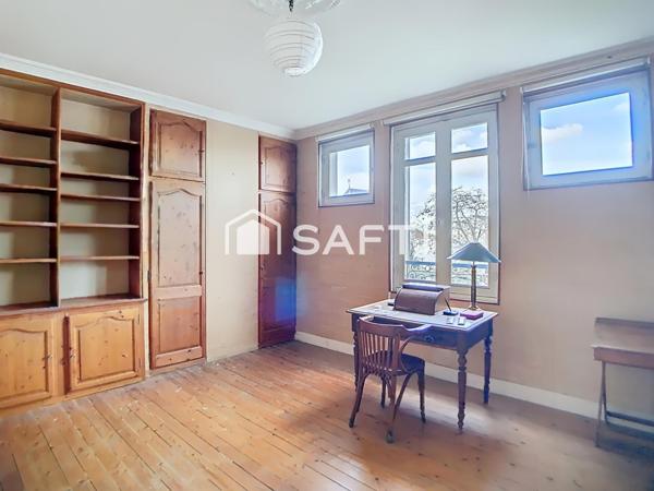 DEMEURE FAMILIALE DE CARACTERE / TERRAIN 600 m2 / 8 PIÈCES