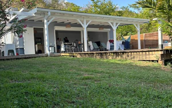 Maison à vendre    4 pièces • 104 m2 Le Diamant