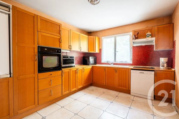 Maison à vendre  5 pièces - 119,55 m 2   CHAMPS SUR MARNE  - 77