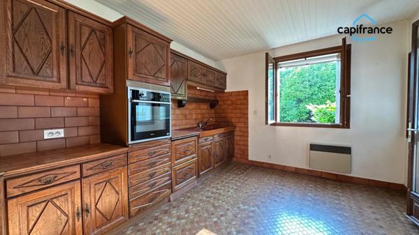 Saint Sulpice la Pointe, Maison de ville T8 de 208 m², terrain de 470 m2+atelier+caves