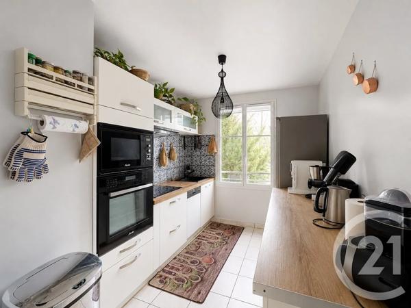 Appartement T3 à vendre  3 pièces - 65,45 m 2   MOISSY CRAMAYEL  - 77