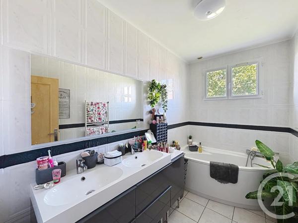 Maison à vendre  5 pièces - 145 m 2   LAMOTTE BEUVRON  - 41