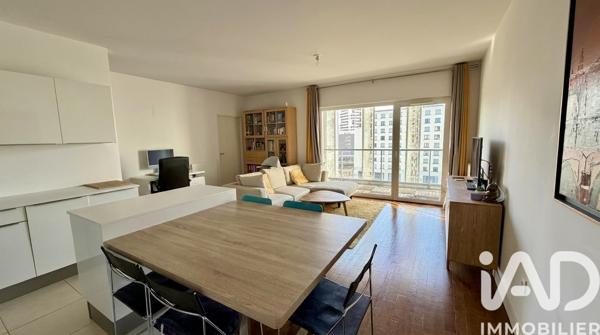 Appartement à vendre 4 pièces 77 m² Paris 19
