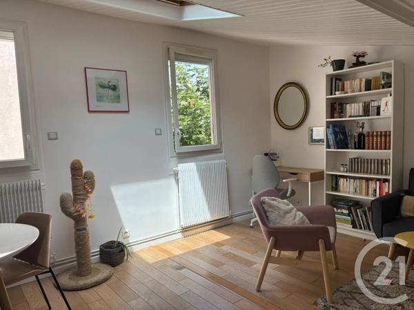 Appartement F2 à vendre  2 pièces - 46,35 m 2   MONTROUGE  - 92