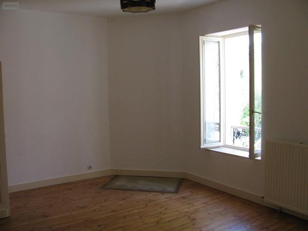 Maison de ville à vendre à Vayres en Gironde (33870), ref : 11633/496   
Centre ville