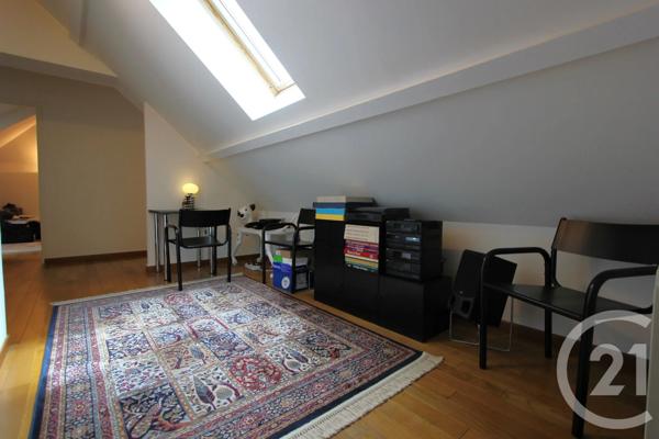 Maison à vendre  8 pièces - 166 m 2   ST MICHEL SUR ORGE  - 91