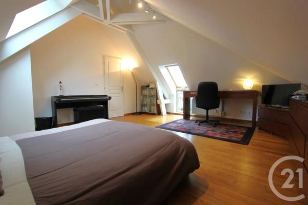 Maison à vendre  8 pièces - 166 m 2   ST MICHEL SUR ORGE  - 91