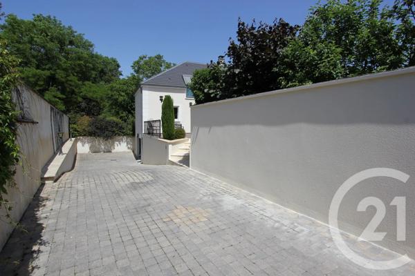Maison à vendre  8 pièces - 166 m 2   ST MICHEL SUR ORGE  - 91
