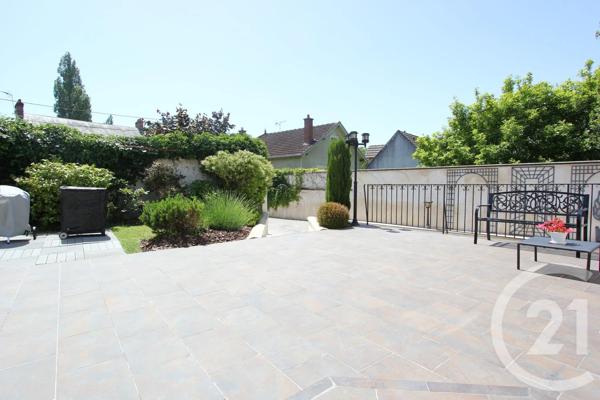 Maison à vendre  8 pièces - 166 m 2   ST MICHEL SUR ORGE  - 91