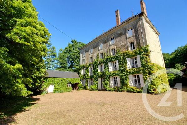Maison à vendre  10 pièces - 296,02 m 2   VENDOME  - 41