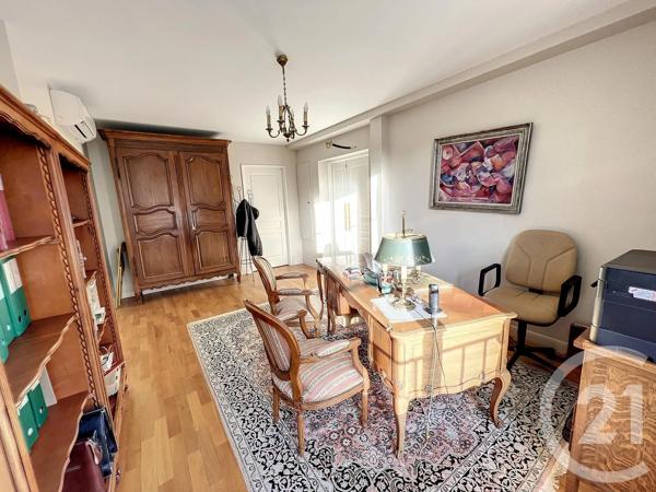 Appartement F6 à vendre  6 pièces - 194,88 m 2   PROVINS  - 77
