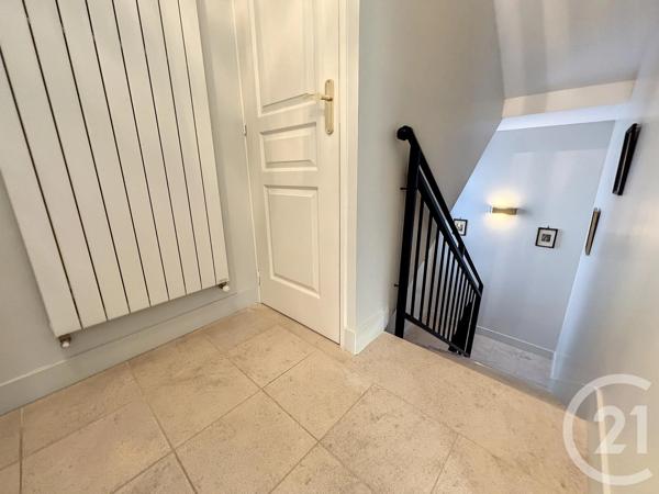 Appartement F6 à vendre  6 pièces - 194,88 m 2   PROVINS  - 77
