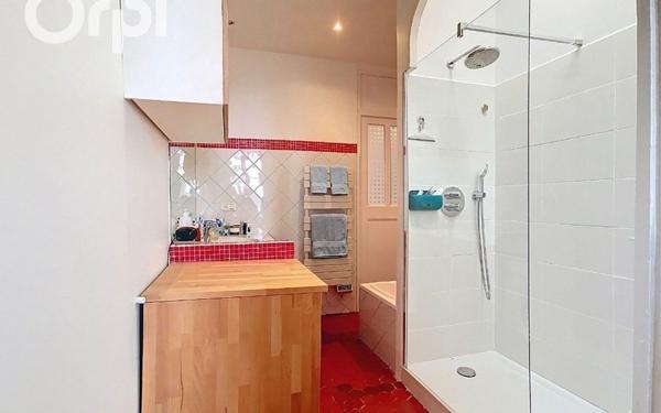 Appartement à vendre    3 pièces • 82,65 m2 Toulon