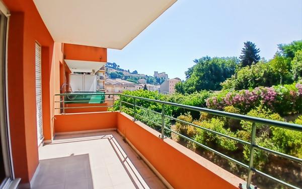 Appartement à vendre    3 pièces • 72,57 m2 Menton