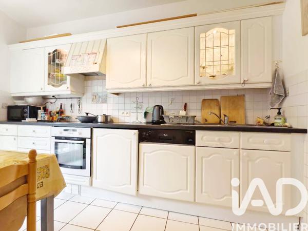 Appartement à vendre 4 pièces 114 m² Courbevoie