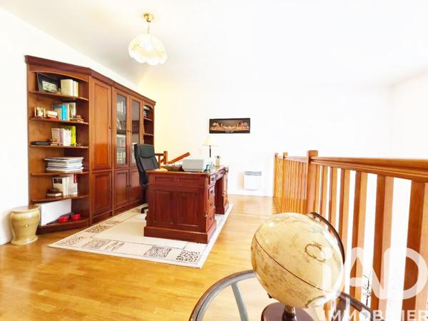 Appartement à vendre 4 pièces 114 m² Courbevoie