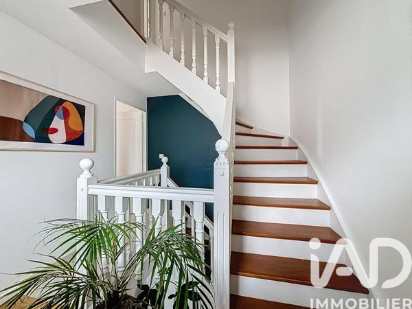 Maison à vendre 9 pièces 223,53 m² Clamart