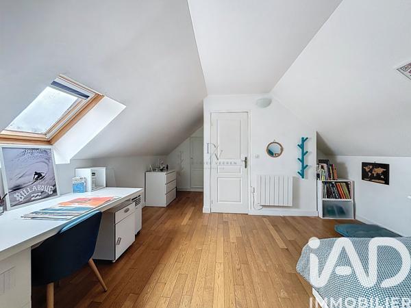 Maison à vendre 9 pièces 223,53 m² Clamart