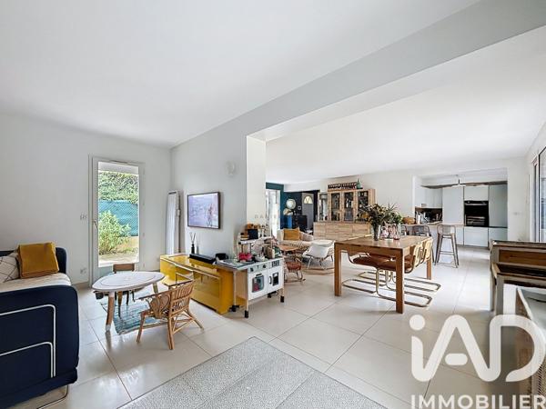 Maison à vendre 9 pièces 223,53 m² Clamart