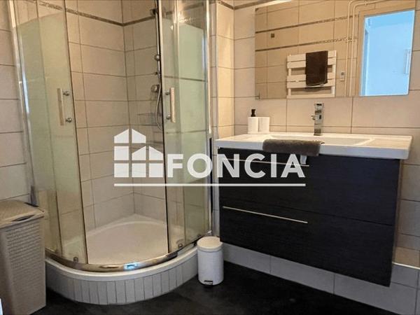 Location Appartement 3 pièces 61.65 m² - 82 COURS JEAN JAURES Echirolles 38130