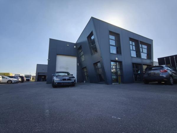 Bureaux Calais 7 pièce(s) 740 m2