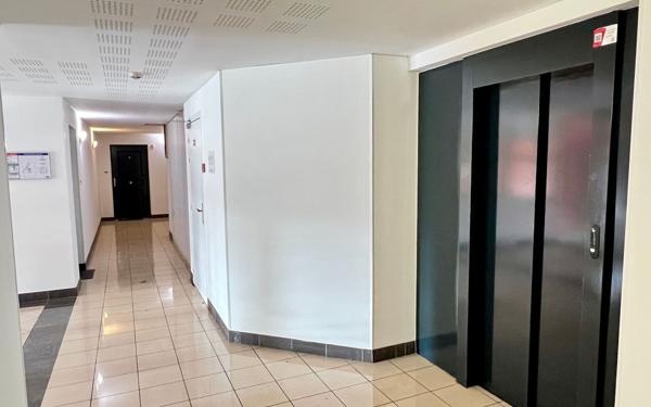 Appartement à vendre    3 pièces • 65 m2 Dax